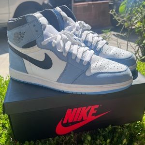 Jordan 1 university blue size 12